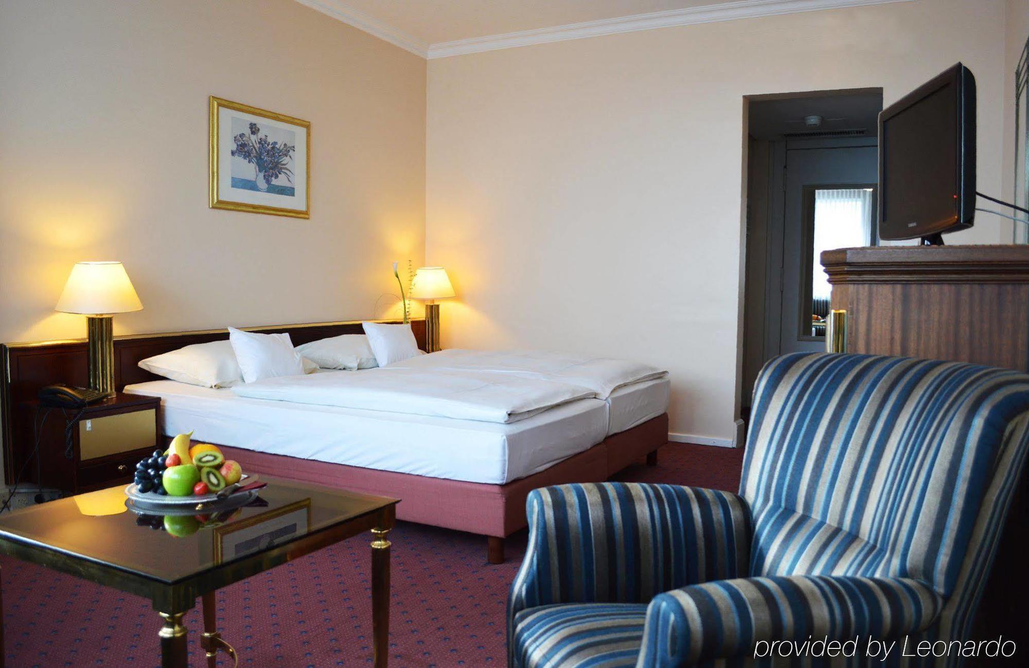 Centro Hotel Bristol Bonn Exterior photo